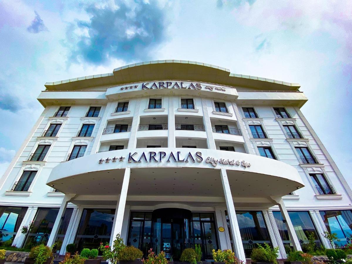 Karpalas City Hotel & Spa Болу Екстериор снимка