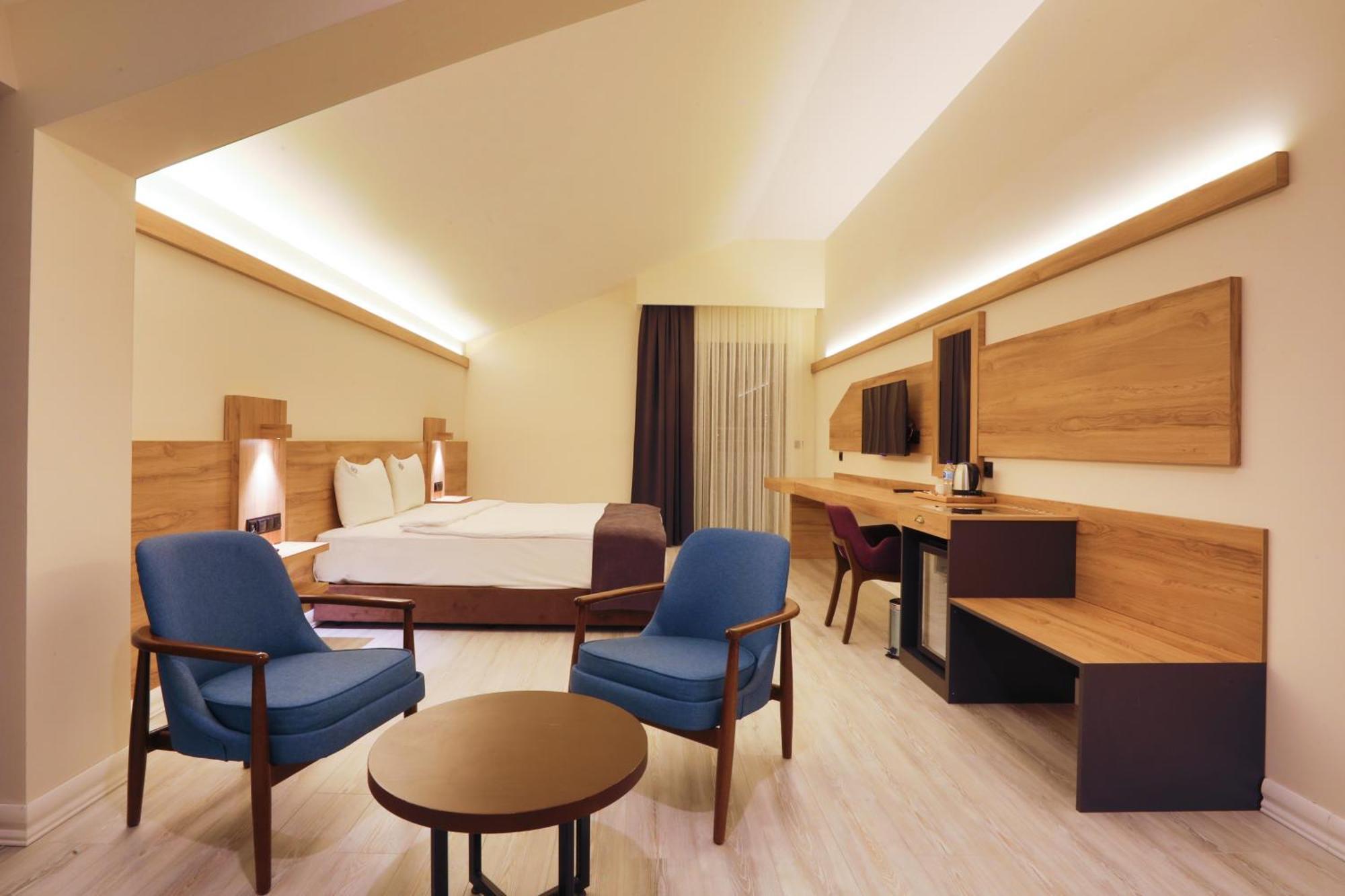 Karpalas City Hotel & Spa Болу Екстериор снимка