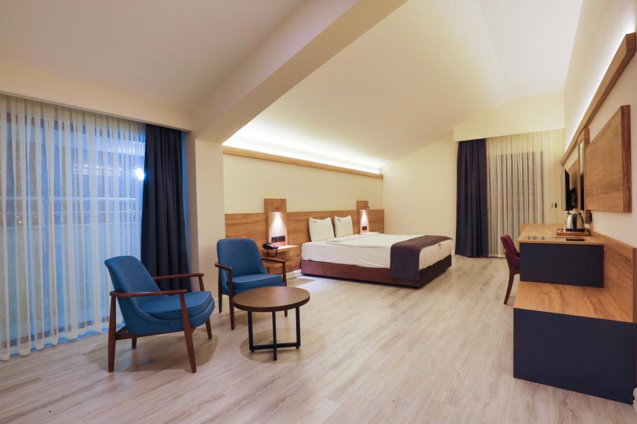 Karpalas City Hotel & Spa Болу Екстериор снимка