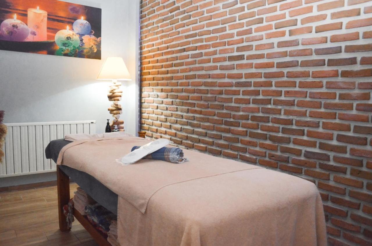 Karpalas City Hotel & Spa Болу Екстериор снимка
