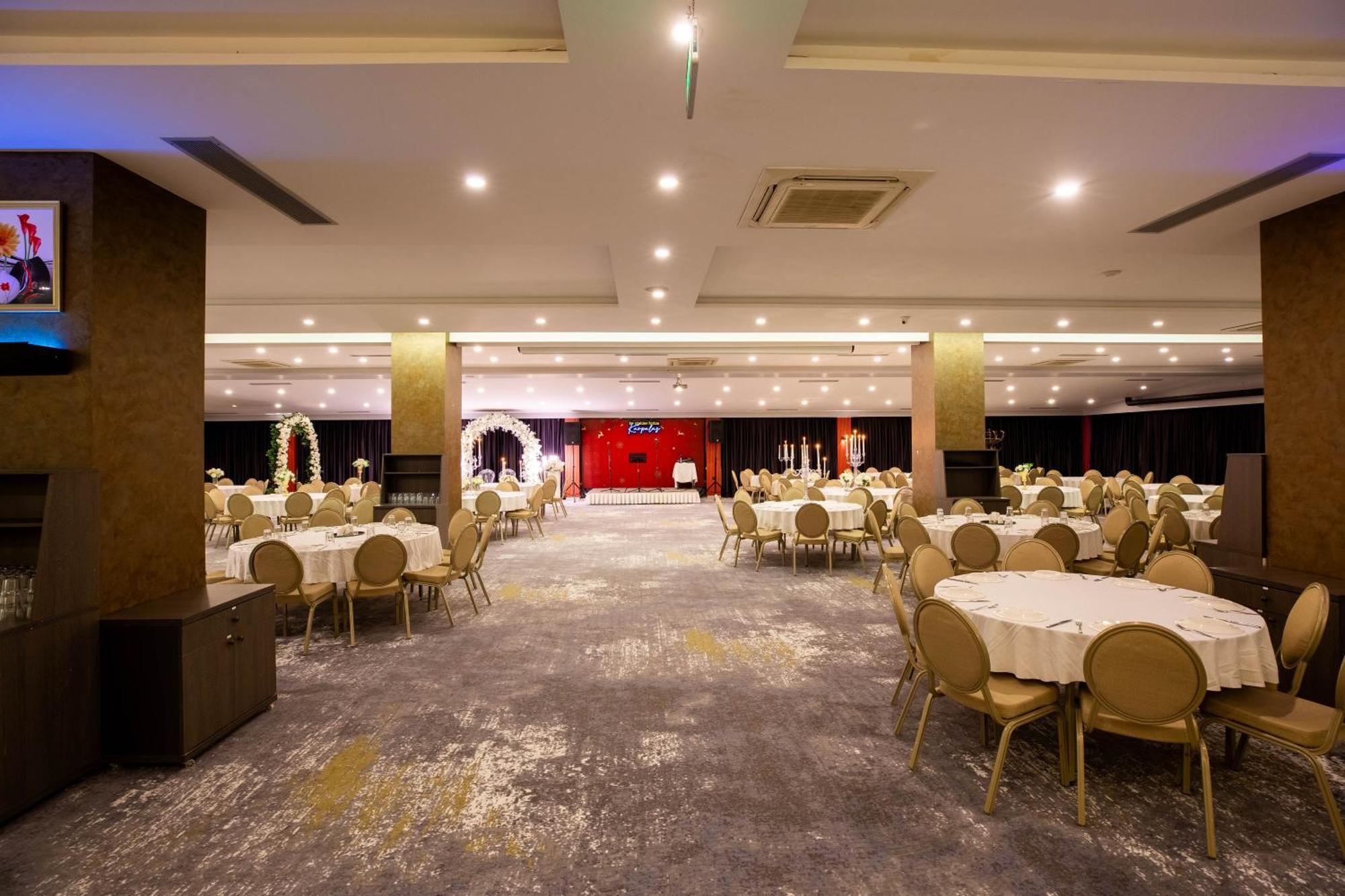 Karpalas City Hotel & Spa Болу Екстериор снимка