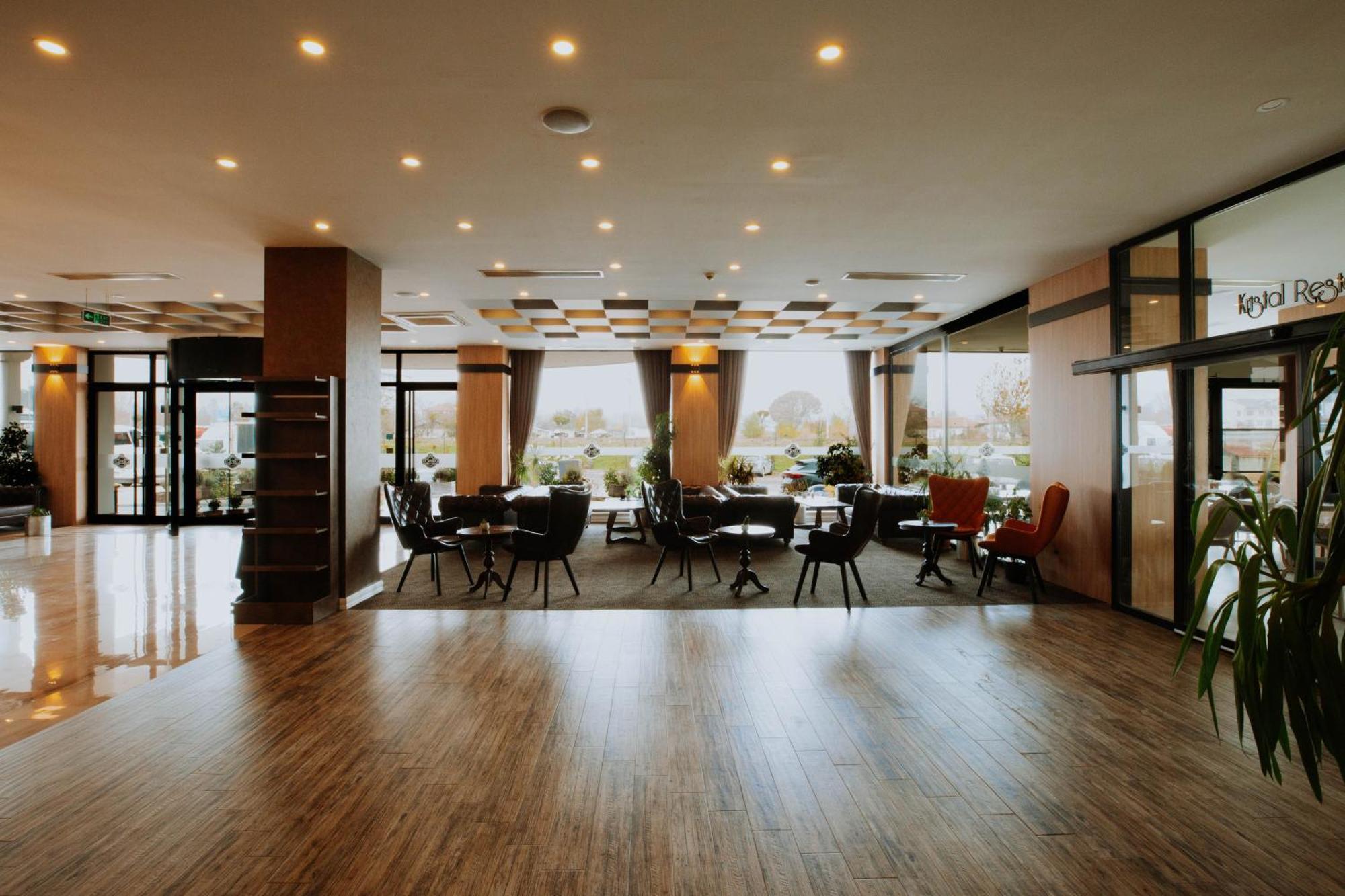 Karpalas City Hotel & Spa Болу Екстериор снимка