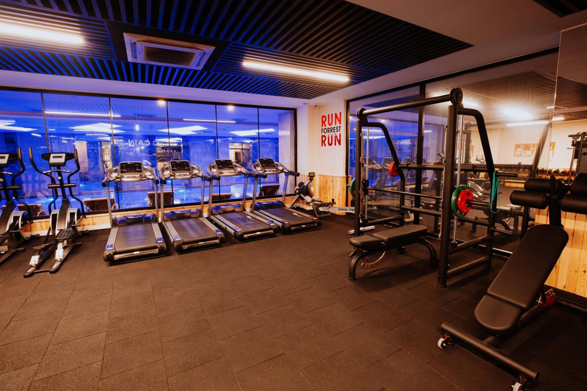 Karpalas City Hotel & Spa Болу Екстериор снимка