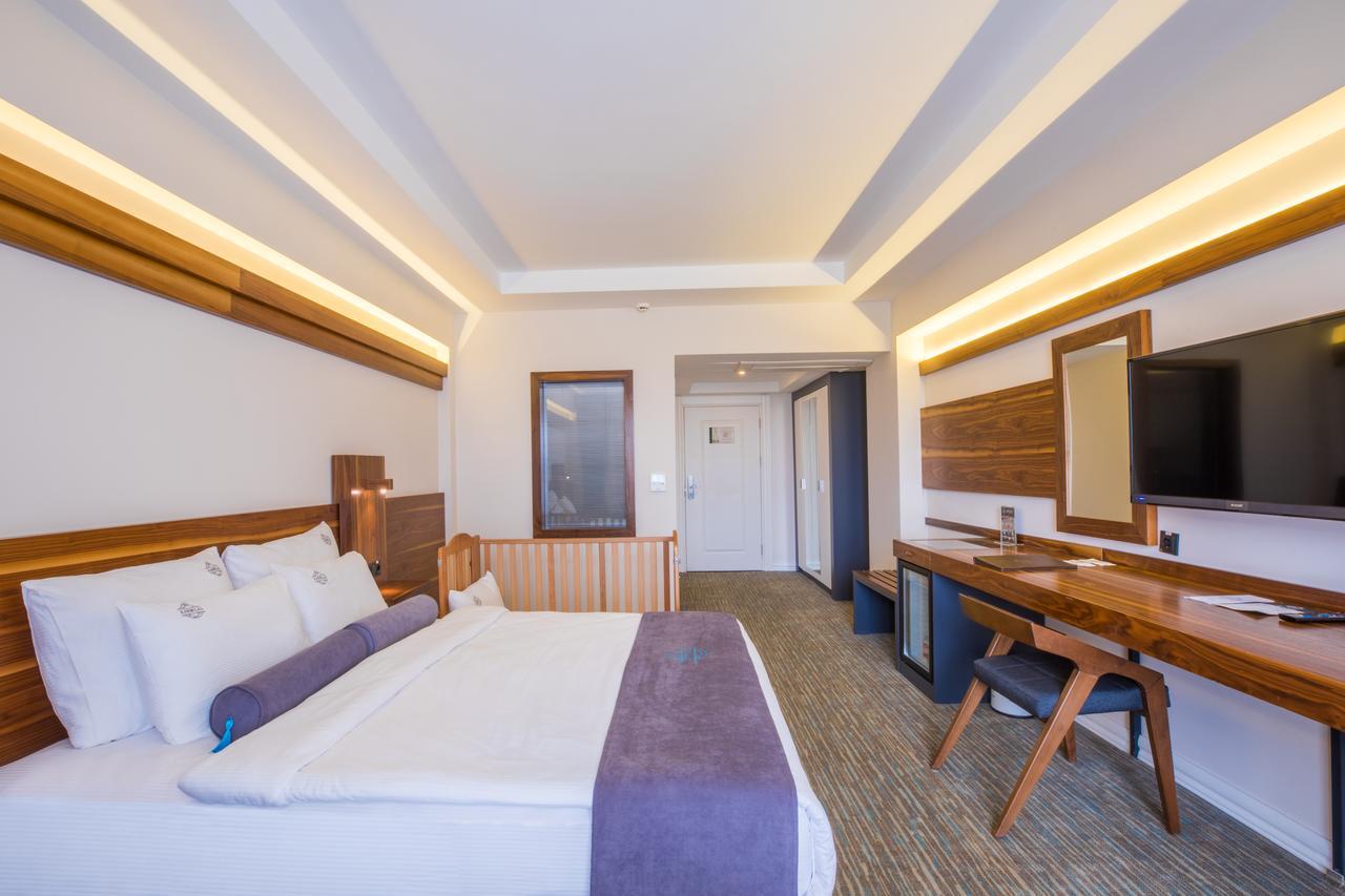 Karpalas City Hotel & Spa Болу Екстериор снимка