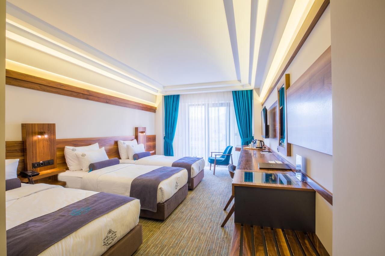 Karpalas City Hotel & Spa Болу Екстериор снимка