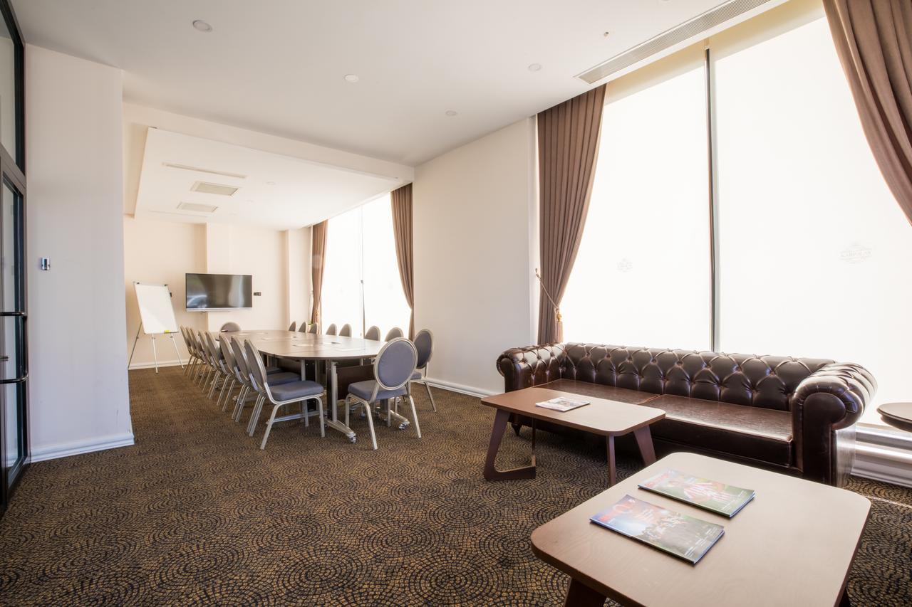Karpalas City Hotel & Spa Болу Екстериор снимка